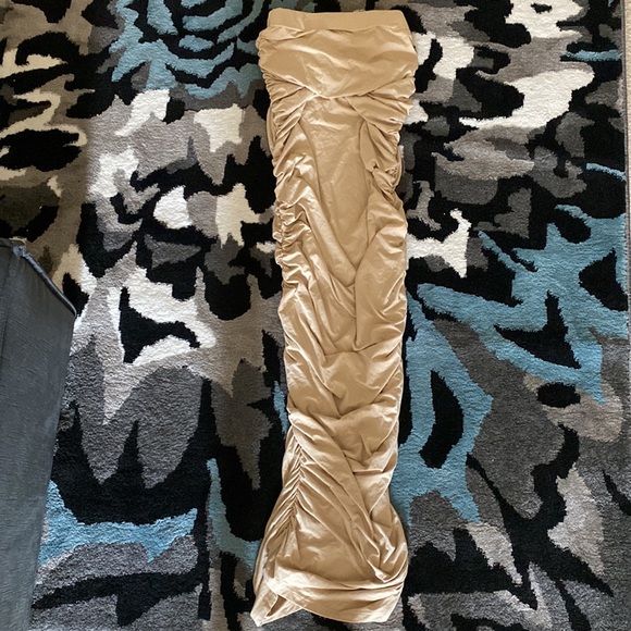 Irregular Exposure Two Piece Nude Set - Picture 4 of 5